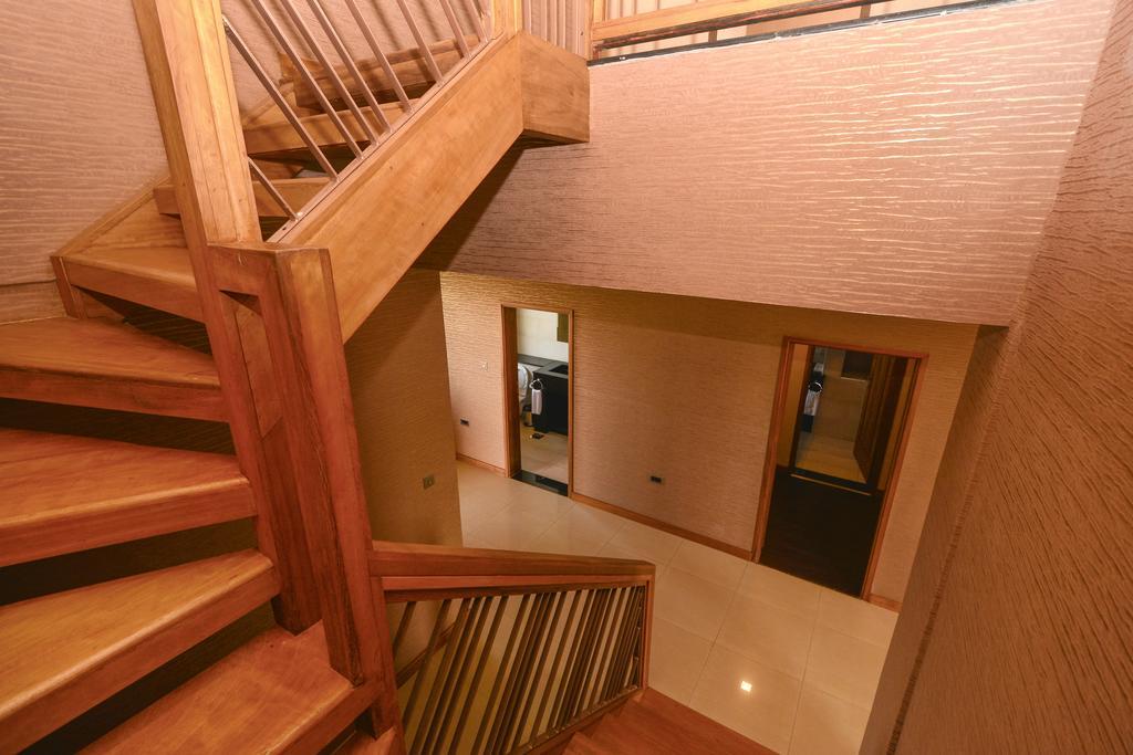 Speke Apartments Wampewo Kampala Bagian luar foto